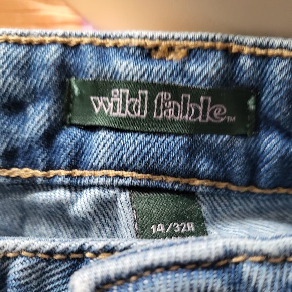 Wild Fable Women's Super-High Rise Rolled Cuff Mom Jean Shorts Happy Pocket.Wild - Picture 3 of 6